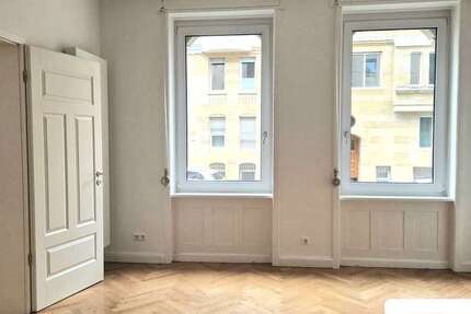 Wohnung zum Mieten in Stuttgart 2.215 € 105 m²
