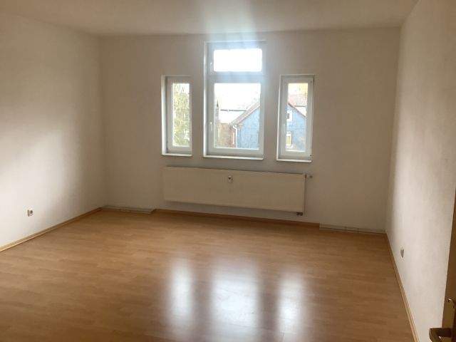 Etagenwohnung Eisenach - 1 Zimmer, 52 m&sup2;, 390&euro; | Angebot:24858796