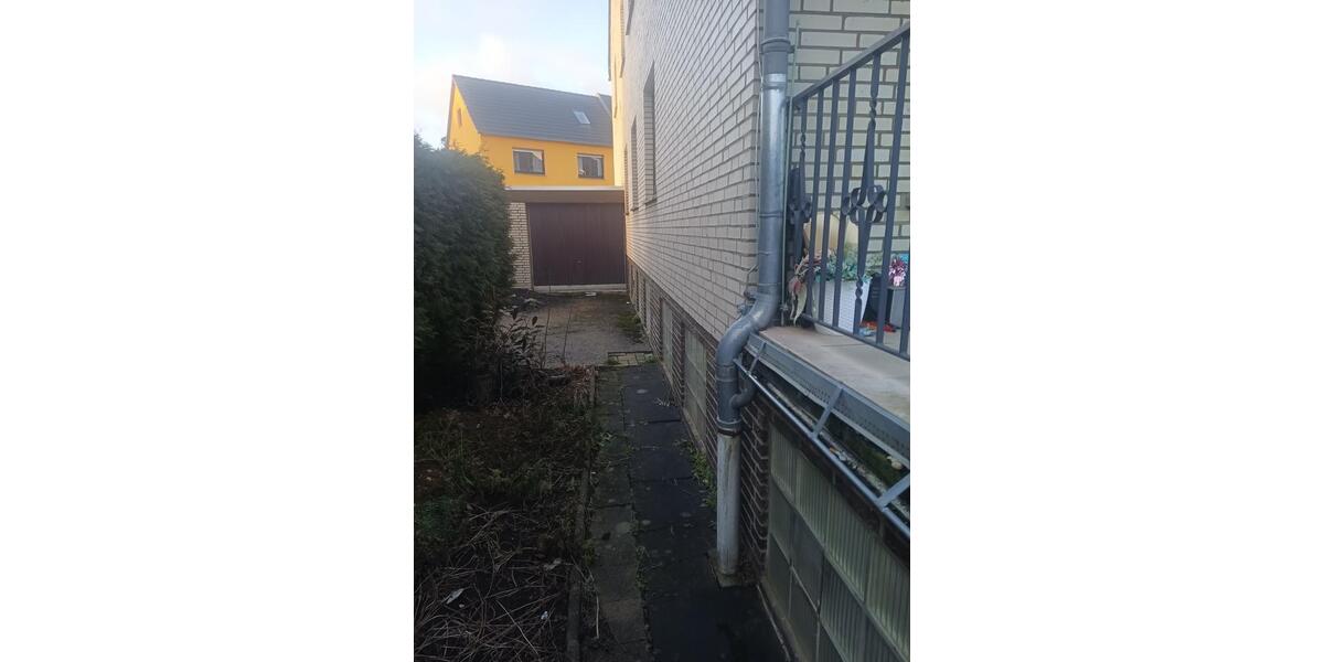 Etagenwohnung Euskirchen - 1 Zimmer, 68 m&sup2;, 590&euro; | Angebot:24440895