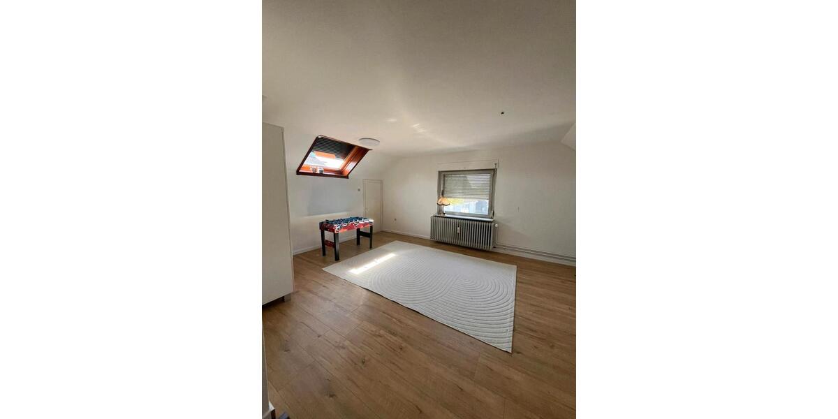 Dachgeschoßwohnung Rastatt - 2 Zimmer, 60 m&sup2;, 900&euro; | Angebot:26272304