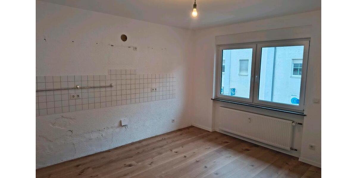 Etagenwohnung Blieskastel - 2 Zimmer, 75 m&sup2;, 600&euro; | Angebot:24867545