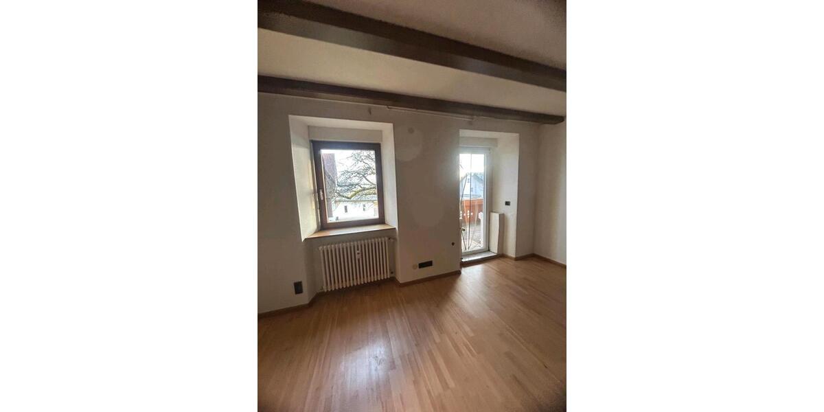 Erdgeschoßwohnung Waldshut-Tiengen Tiengen - 3 Zimmer, 98 m&sup2;, 700&euro; | Angebot:24770891