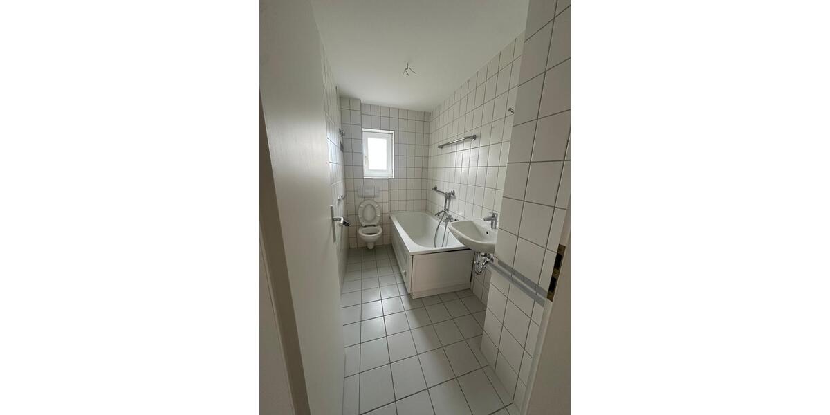 Etagenwohnung Weiden in der Oberpfalz - 2 Zimmer, 50 m&sup2;, 503&euro; | Angebot:26131539