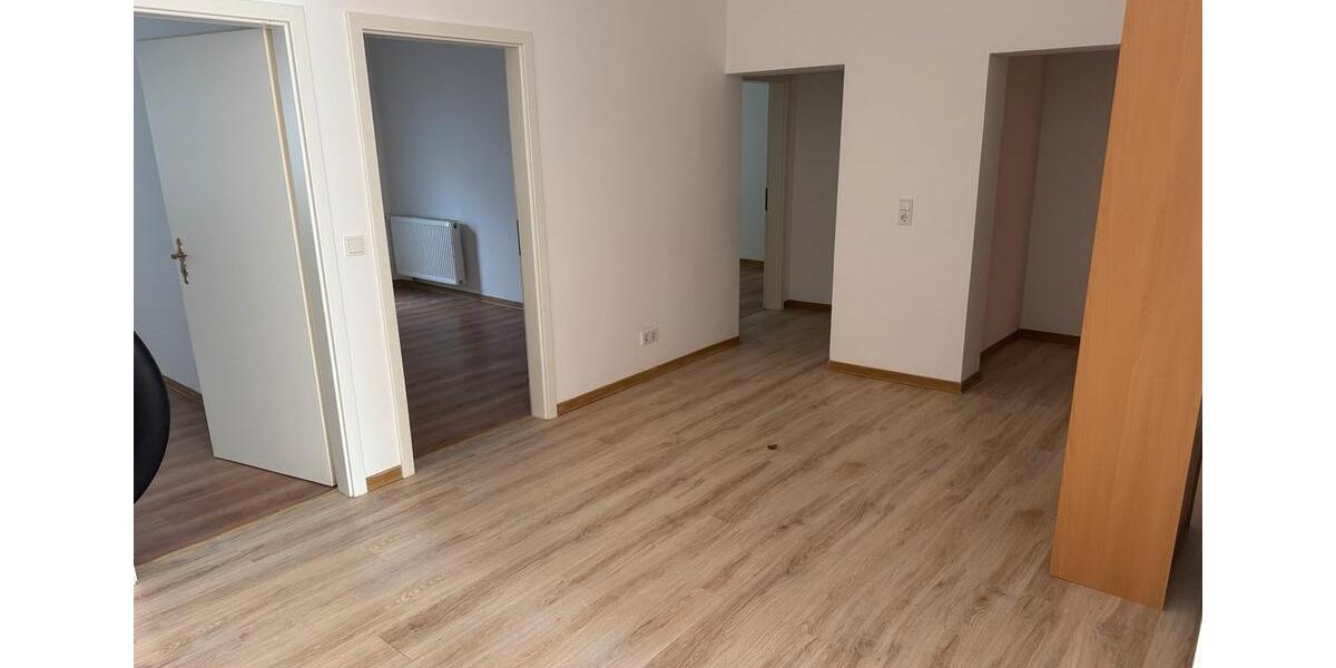 Erdgeschoßwohnung Neumagen-Dhron Dhron - 4 Zimmer, 110 m&sup2;, 1.030&euro; | Angebot:26286344