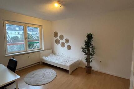 +++Gemütliches, voll möbliertes WG-Zimmer in angenehmer Frauen-WG 1 zimmer