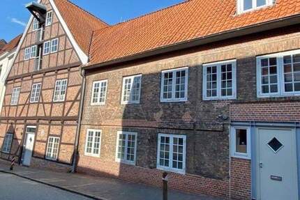 Wohnung Itzehoe - 3 Zimmer, 108 m&sup2;, 925&euro; | Angebot:24860530