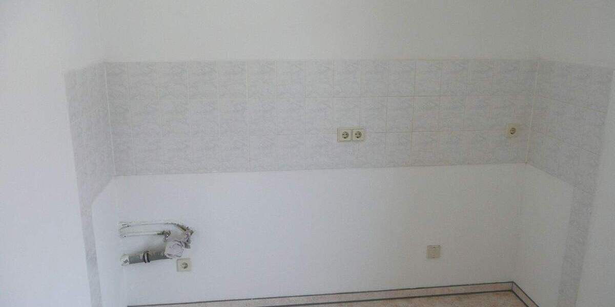 Etagenwohnung Pirna Sonnenstein - 2 Zimmer, 47 m&sup2;, 330&euro; | Angebot:25909295