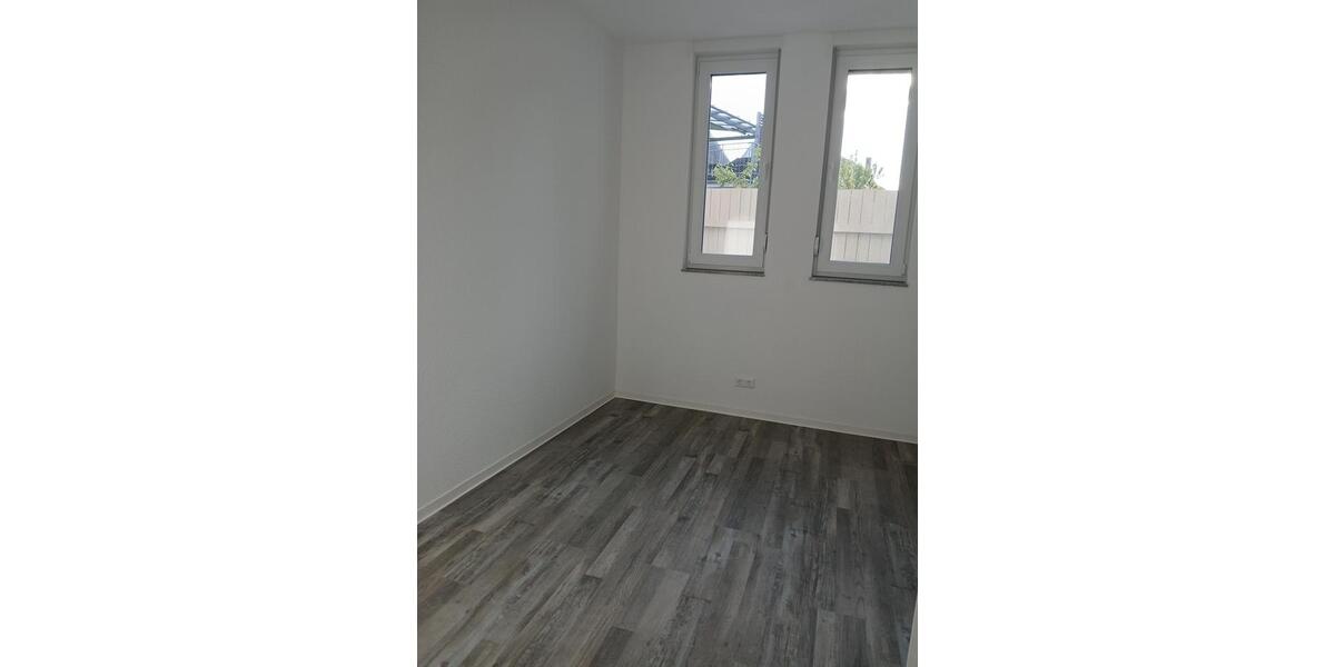 Erdgeschoßwohnung Winnenden - 4 Zimmer, 73 m&sup2;, 1.250&euro; | Angebot:26581556