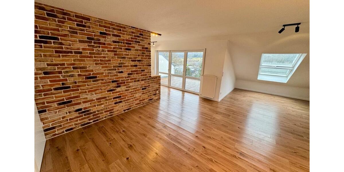 Dachgeschoßwohnung Konz - 3 Zimmer, 82 m&sup2;, 990&euro; | Angebot:25174641