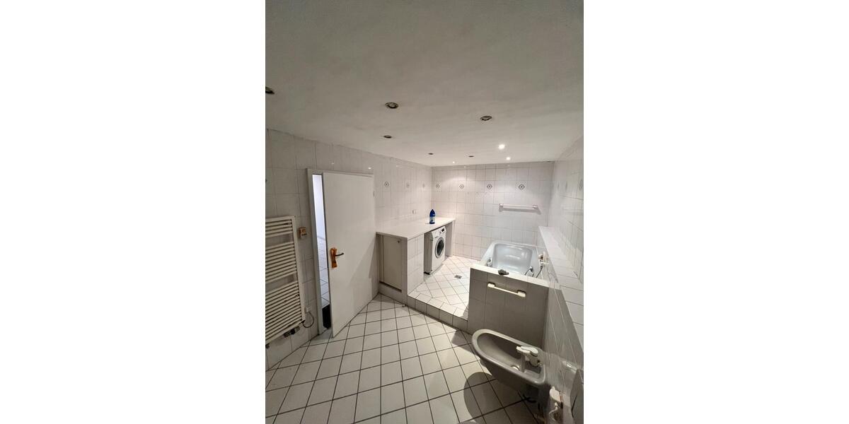 Etagenwohnung Karben - 3 Zimmer, 100 m&sup2;, 1.250&euro; | Angebot:24338623