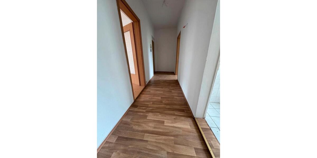 Erdgeschoßwohnung Hettstedt - 3 Zimmer, 64 m&sup2;, 449&euro; | Angebot:26192460