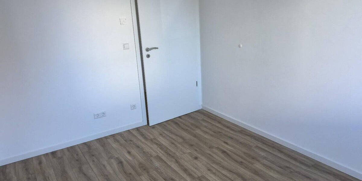 Etagenwohnung Berlin Marzahn - 3 Zimmer, 86 m&sup2;, 1.300&euro; | Angebot:26732014