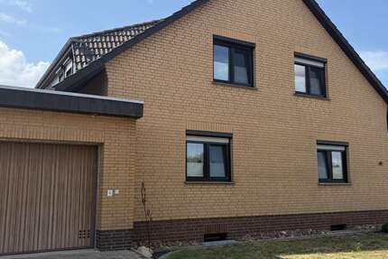 Wohnung Nienburg (Weser) - 4 Zimmer, 130 m&sup2;, 995&euro; | Angebot:27267531