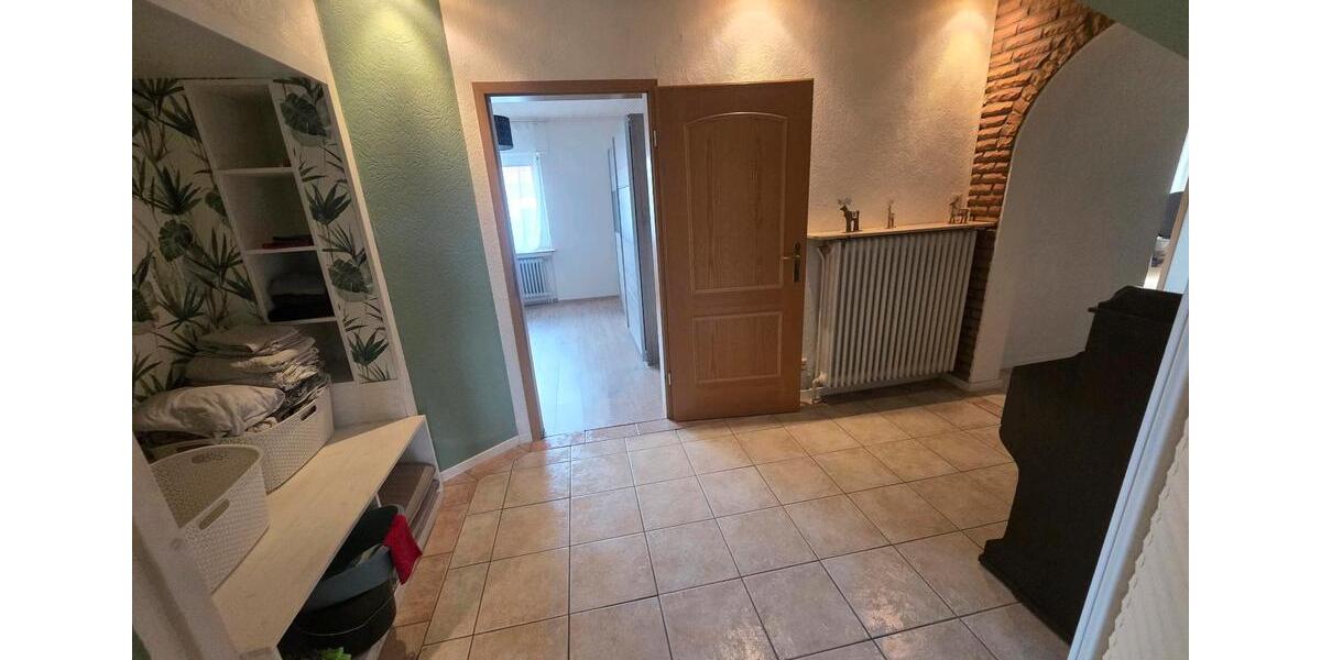 Erdgeschoßwohnung Papenburg - 4 Zimmer, 155 m&sup2;, 550&euro; | Angebot:25385588