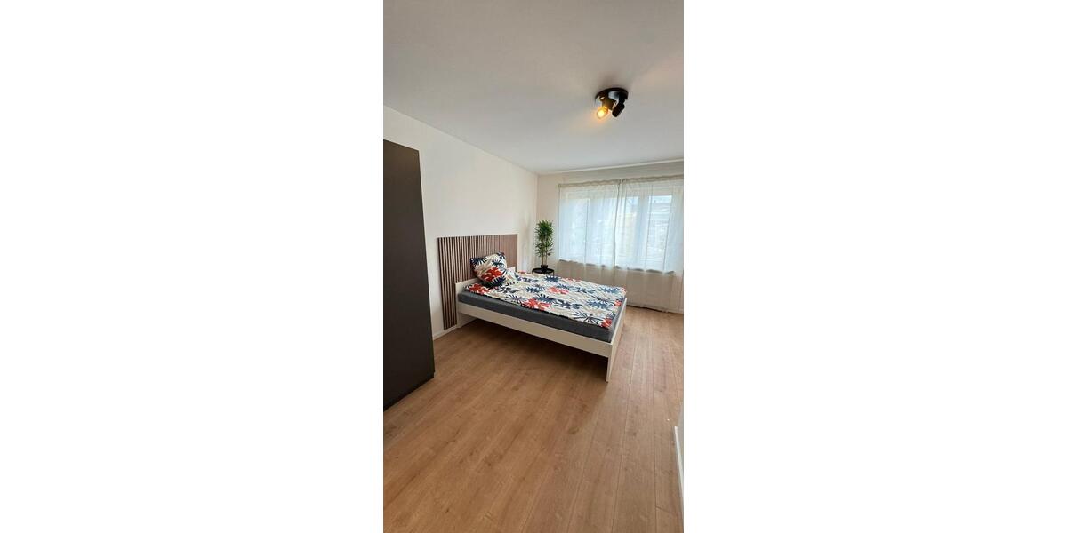 Wohnen auf Zeit Nürnberg Eberhardshof - 4 Zimmer, 81 m&sup2;, 550&euro; | Angebot:26365930