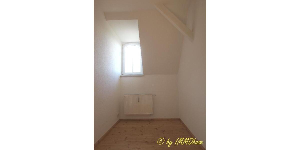 Dachgeschoßwohnung Frankenberg (Sachsen) - 3 Zimmer, 89 m&sup2;, 520&euro; | Angebot:26459116