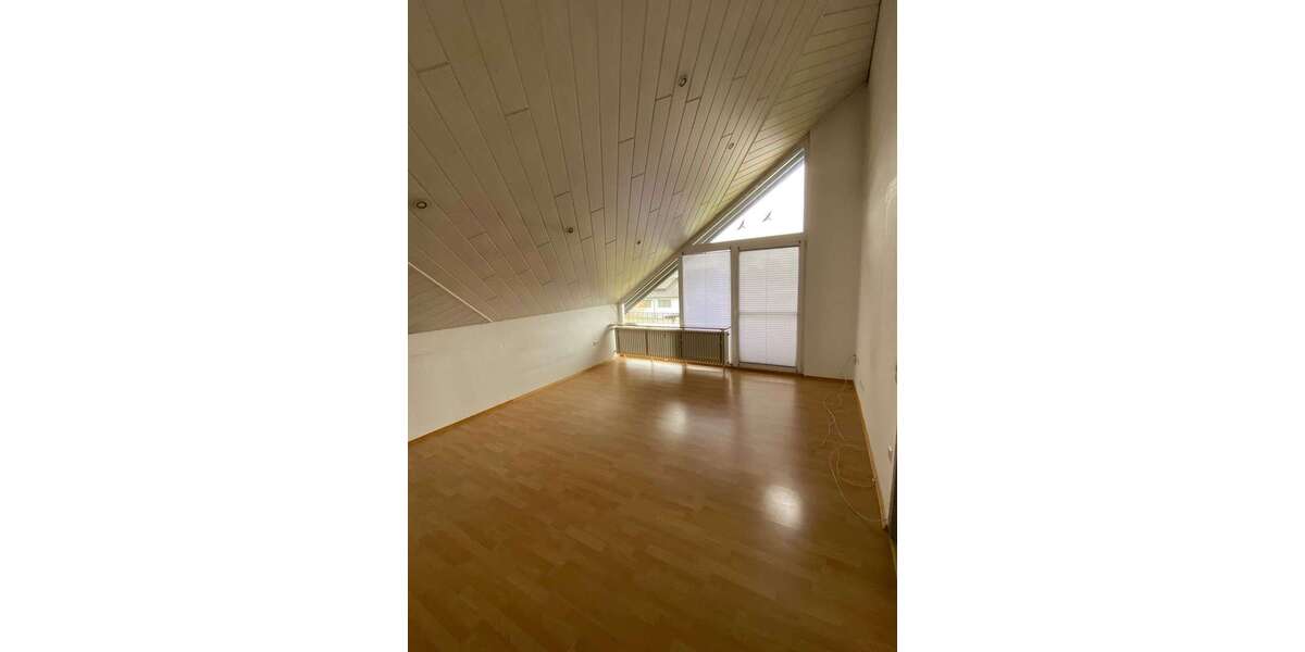 Etagenwohnung Bernstadt - 2 Zimmer, 64 m&sup2;, 625&euro; | Angebot:24571534