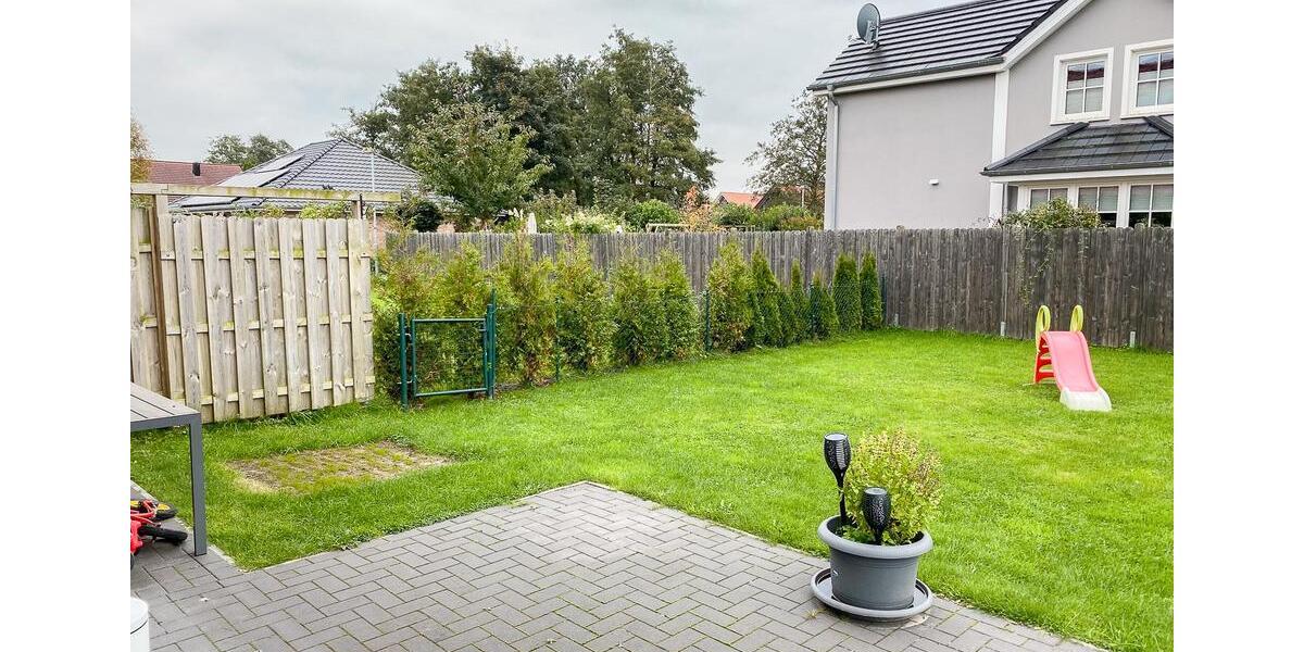 Doppelhaushälfte Jever - 4 Zimmer, 118 m&sup2;, 1.300&euro; | Angebot:25637704