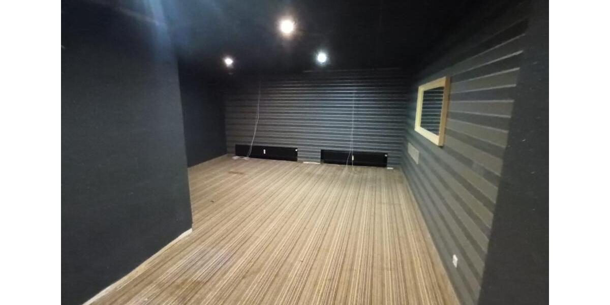Gewerbeobjekt Wilhelmshaven Fedderwardergroden - 1.500&euro; | Angebot:25995660