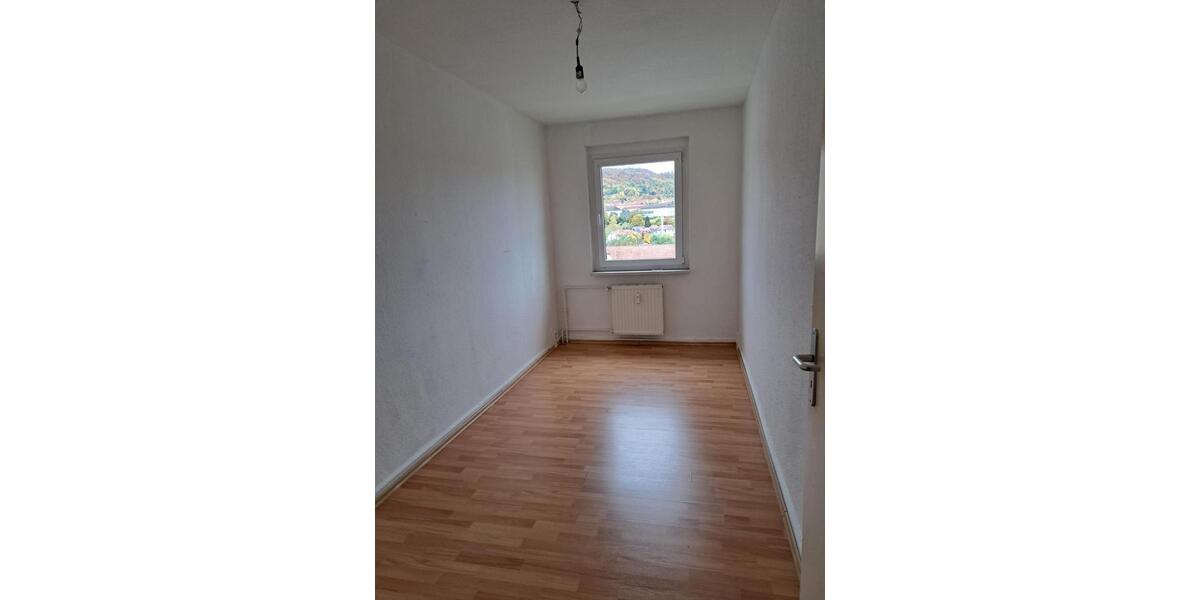Etagenwohnung Sondershausen - 3 Zimmer, 57 m&sup2;, 330&euro; | Angebot:24865427
