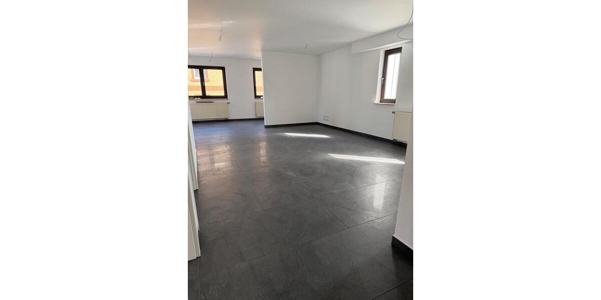 Etagenwohnung Weiterstadt - 4 Zimmer, 107 m&sup2;, 1.400&euro; | Angebot:25923521