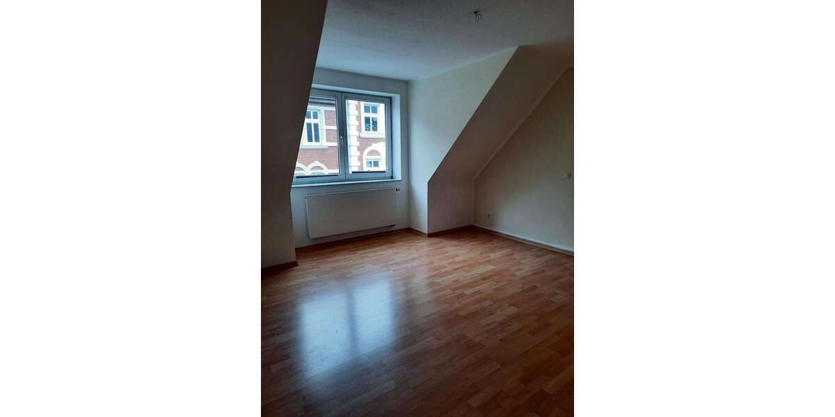 großzügige 3 Zimmer-Wohnung *gerade in Renovierung* mit Balkon und Küche - Appartement Magdeburg Werder | Angebot:10983278