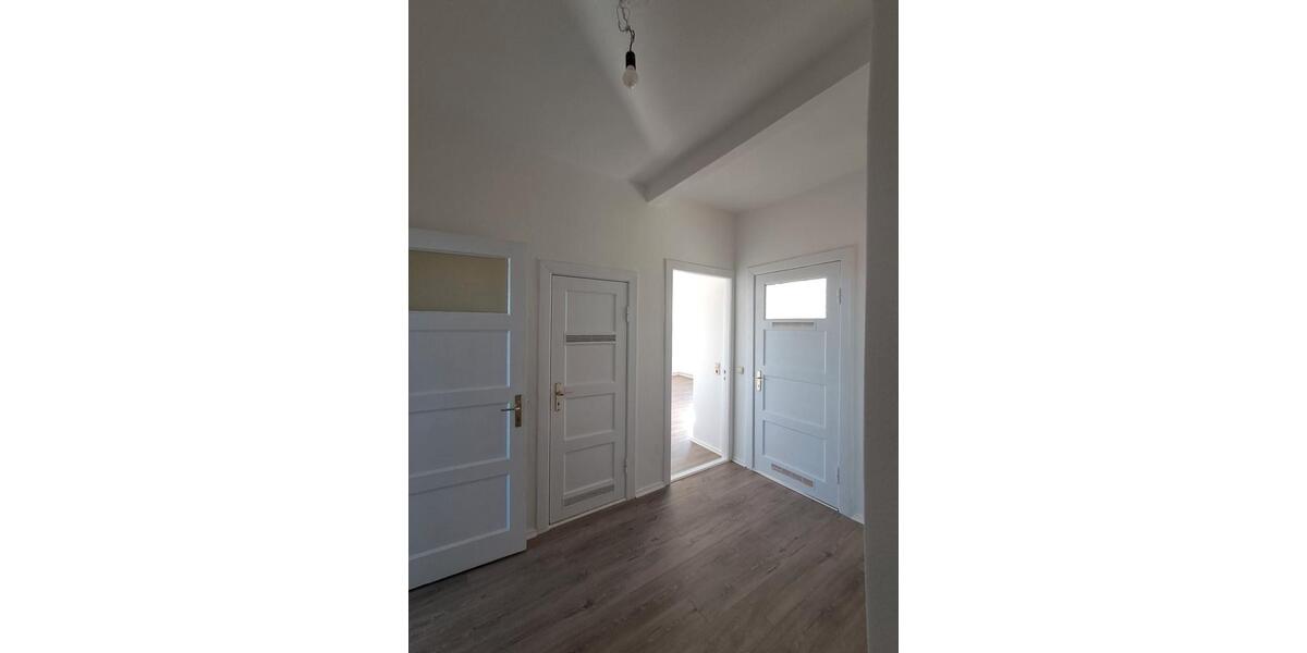 Etagenwohnung Bremerhaven Mitte - 3 Zimmer, 70 m&sup2;, 375&euro; | Angebot:26534544