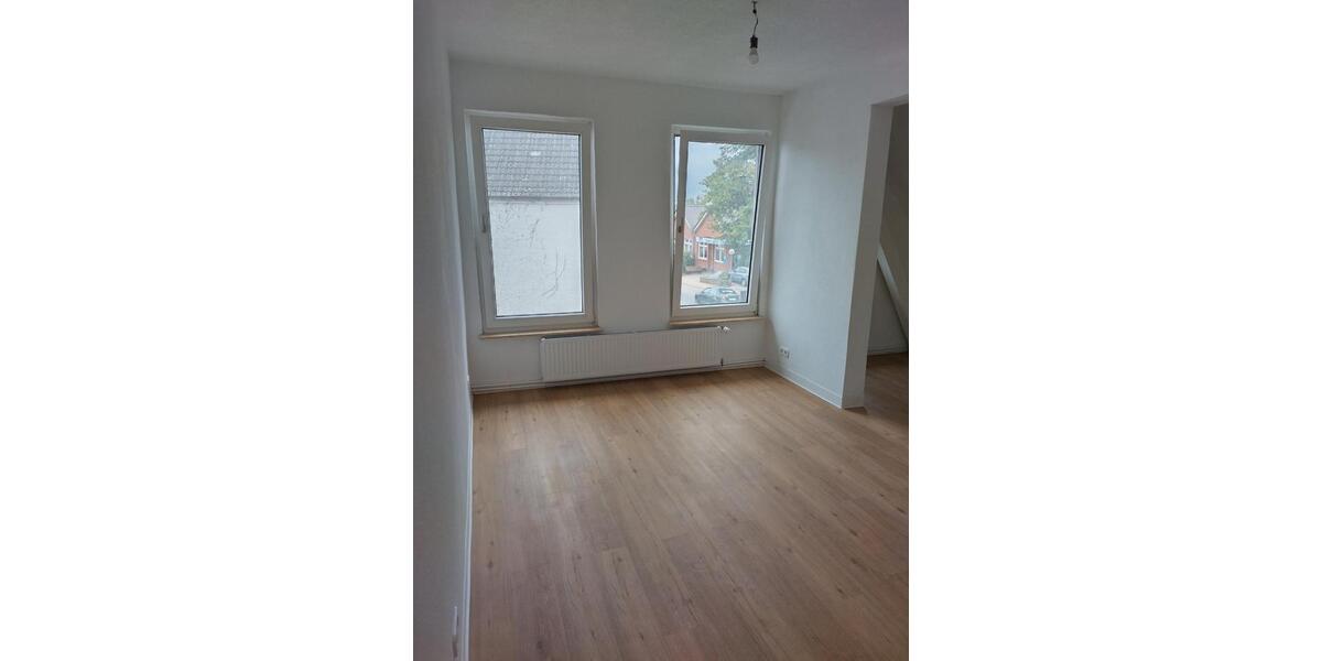 Dachgeschoßwohnung Hechthausen - 3 Zimmer, 59 m&sup2;, 540&euro; | Angebot:23816582