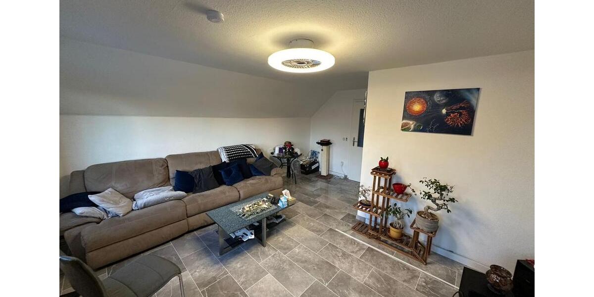 Etagenwohnung Wolfsburg Alt-Wolfsburg - 4 Zimmer, 90 m&sup2;, 780&euro; | Angebot:25715103