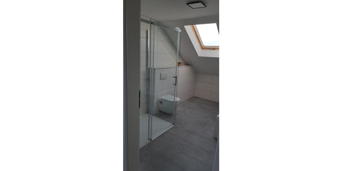 3Zimmer Dachgeschoßwohnung 3 zimmer