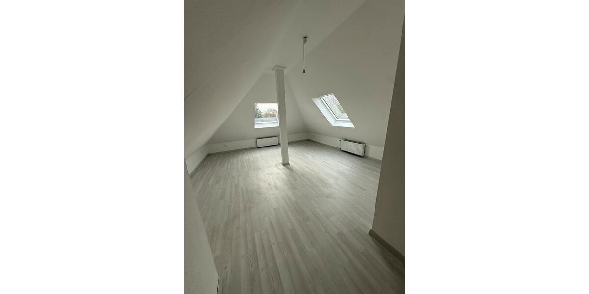 Renovierte Maisonette Wohnung zu vermieten MIT KÜCHE - ERSTBEZUG 3.5 zimmer