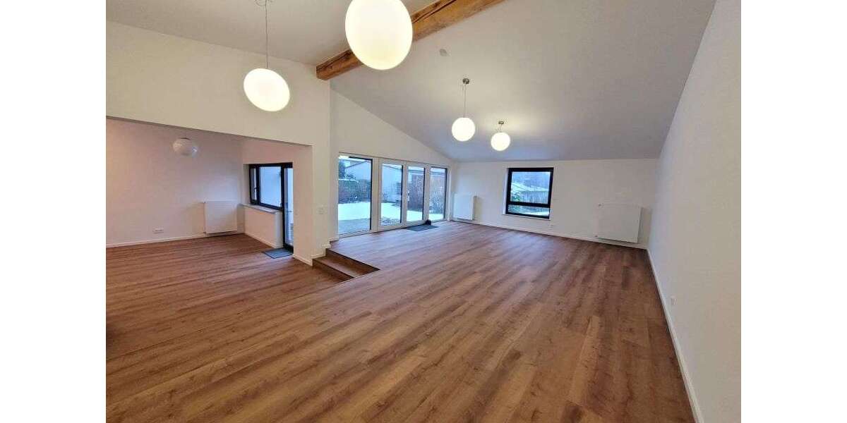 Einfamilienhaus Wiesbaden Bierstadt - 5 Zimmer, 187 m&sup2;, 3.200&euro; | Angebot:26222049