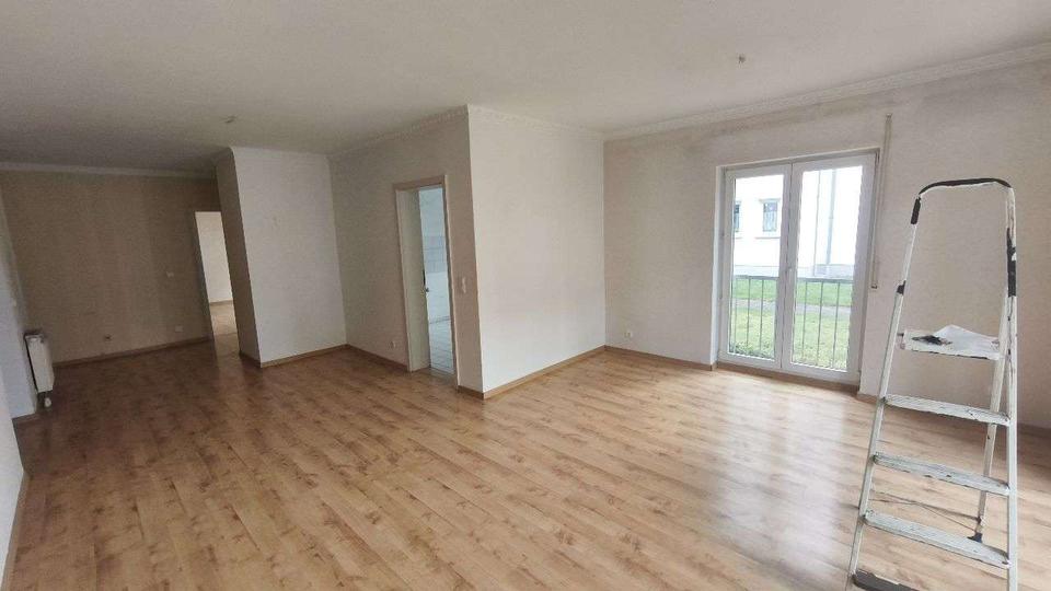 Erdgeschoßwohnung Erkner - 3 Zimmer, 90 m&sup2;, 1.215&euro; | Angebot:23498196