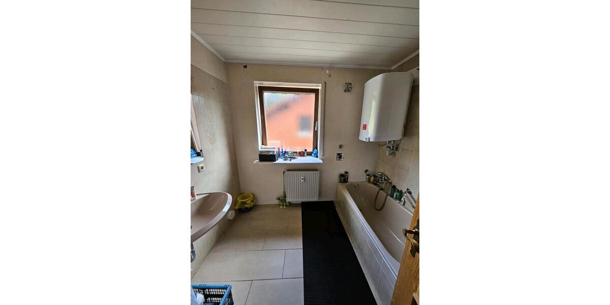Dachgeschoßwohnung Deggendorf - 3 Zimmer, 65 m&sup2;, 750&euro; | Angebot:26635416