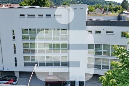 Wohnung Kronach - 3 Zimmer, 77 m&sup2;, 900&euro; | Angebot:25053149