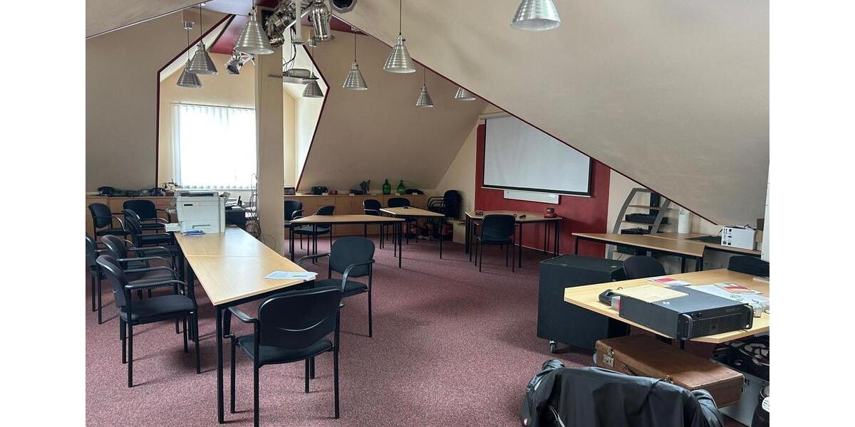 Dachgeschoßwohnung Kirchhain - 4 Zimmer, 98 m&sup2;, 1.705&euro; | Angebot:24838333