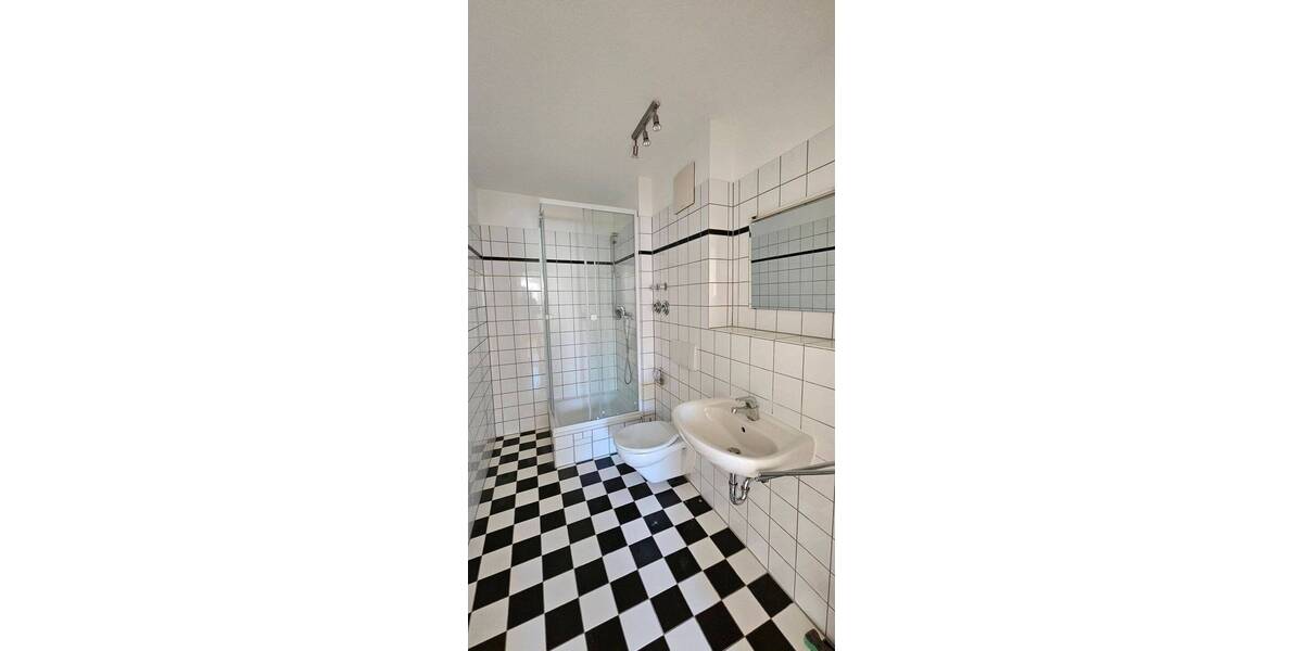 Etagenwohnung Dresden Löbtau-Süd - 2 Zimmer, 38 m&sup2;, 380&euro; | Angebot:26731231