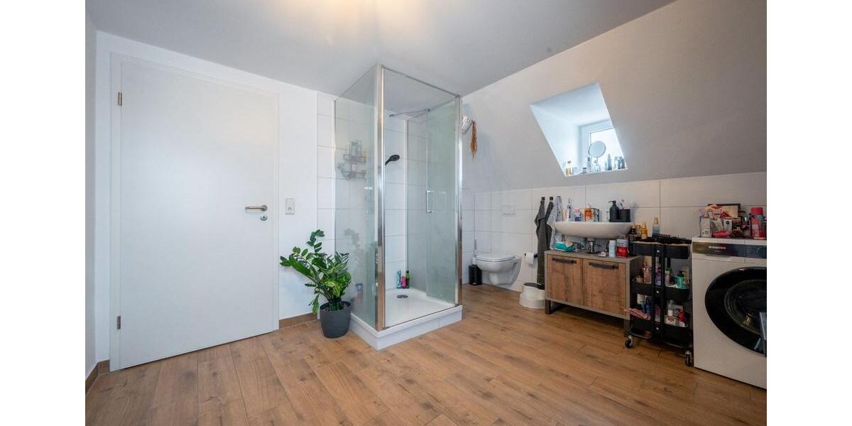 Dachgeschoßwohnung Frankenberg (Sachsen) - 3 Zimmer, 74 m&sup2;, 450&euro; | Angebot:26415709
