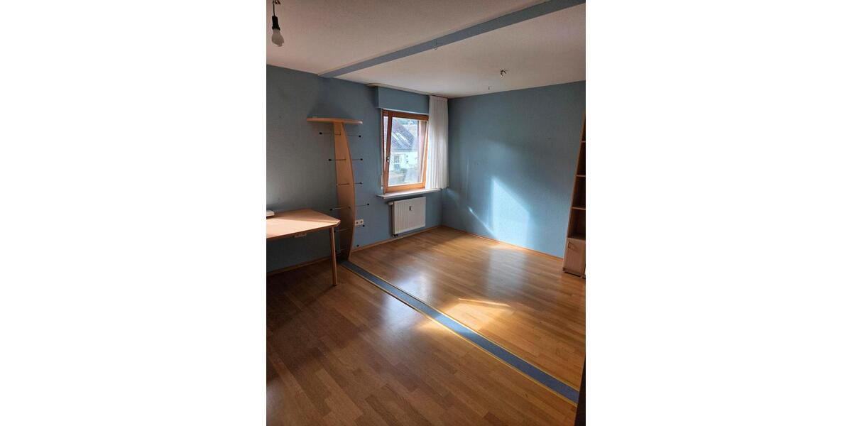 Dachgeschoßwohnung Schmallenberg - 3 Zimmer, 114 m&sup2;, 780&euro; | Angebot:25405150