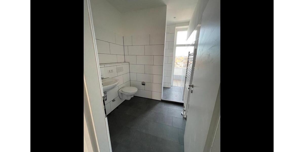 Etagenwohnung Wuppertal Gemarkung Langerfeld - 4 Zimmer, 107 m&sup2;, 980&euro; | Angebot:26106700
