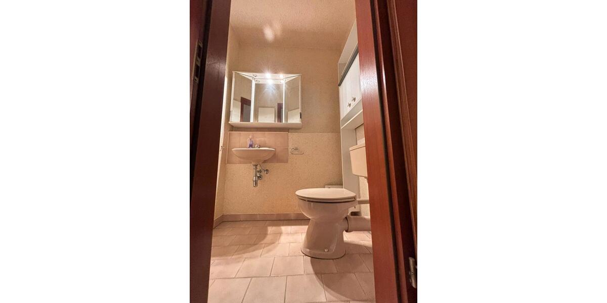 Etagenwohnung Edenkoben - 1 Zimmer, 83 m&sup2;, 975&euro; | Angebot:24744203