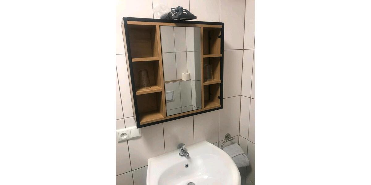 Wohnen auf Zeit Floß - 1 Zimmer, 20 m&sup2;, 165&euro; | Angebot:25921050