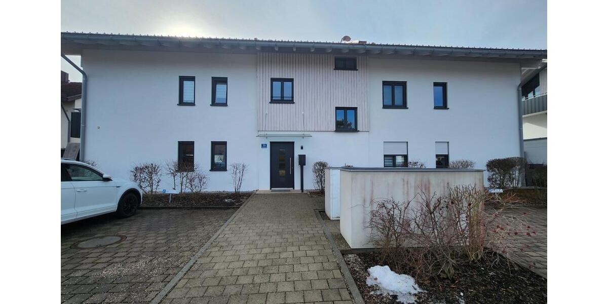 Etagenwohnung Hausham - 3 Zimmer, 86 m&sup2;, 1.760&euro; | Angebot:25270236