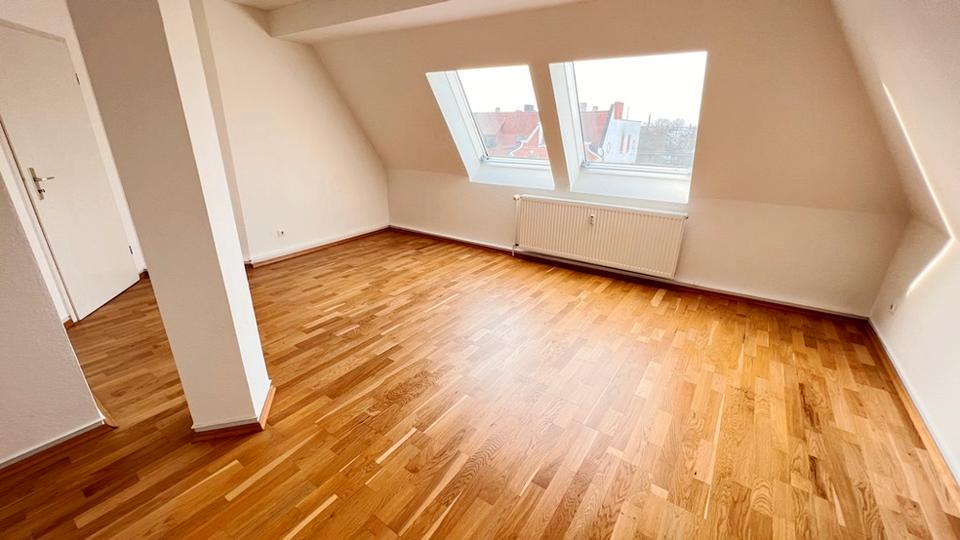 Dachgeschoßwohnung Magdeburg Nordwest - 3 Zimmer, 80 m&sup2;, 799&euro; | Angebot:26266519