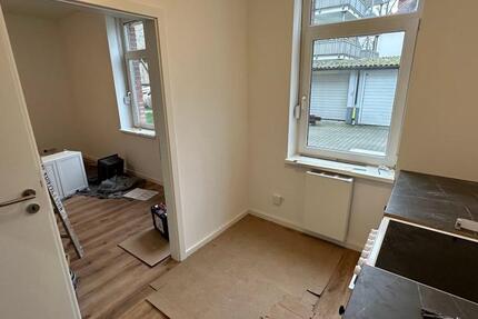 Wohnung Wiesbaden Biebrich - 1 Zimmer, 27 m&sup2;, 765&euro; | Angebot:25253710