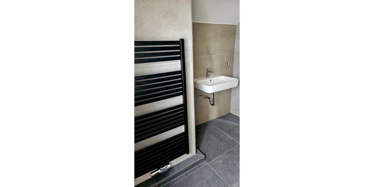 Etagenwohnung Hagenbach - 3 Zimmer, 110 m&sup2;, 1.550&euro; | Angebot:26621589