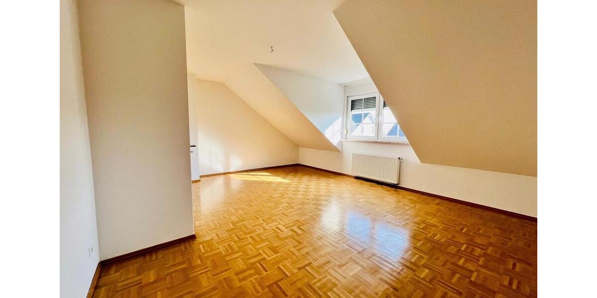 Doppelhaushälfte Karlsruhe Knielingen - 5 Zimmer, 150 m&sup2;, 2.300&euro; | Angebot:26581927