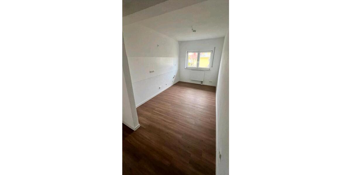 Etagenwohnung Wetzlar Dutenhofen - 4 Zimmer, 90 m&sup2;, 1.100&euro; | Angebot:24844426