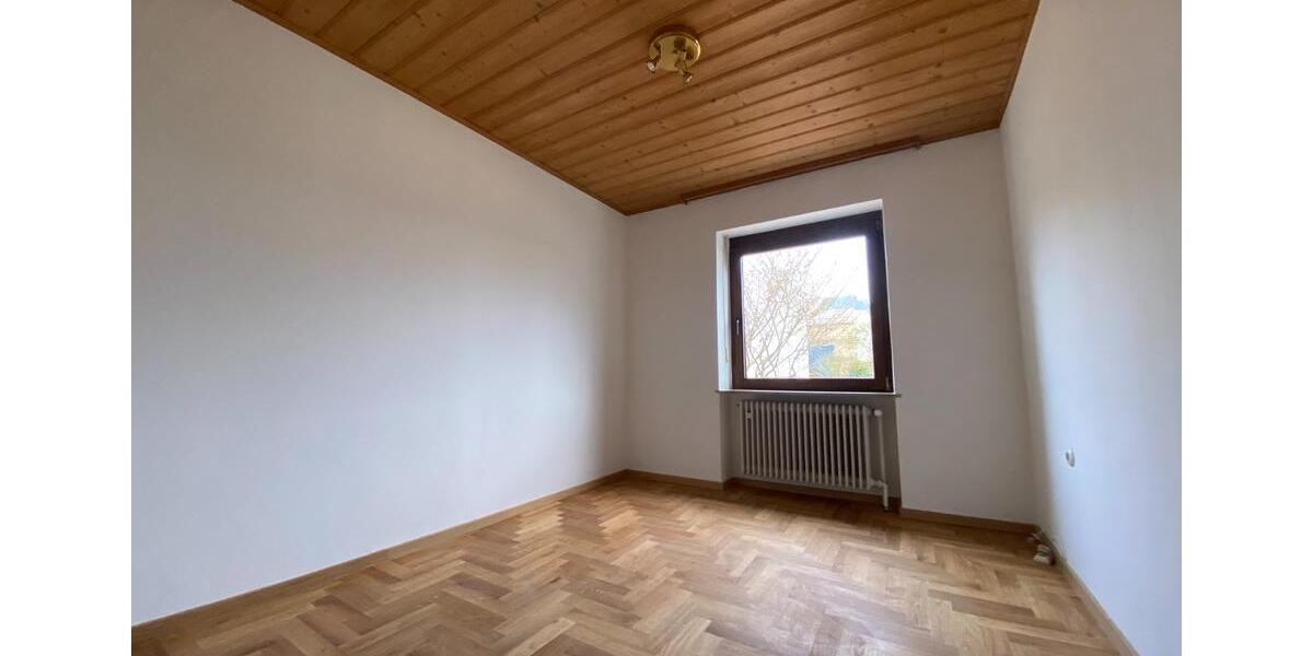 Einfamilienhaus Regensburg Konradsiedlung - 5 Zimmer, 135 m&sup2;, 2.190&euro; | Angebot:24752741