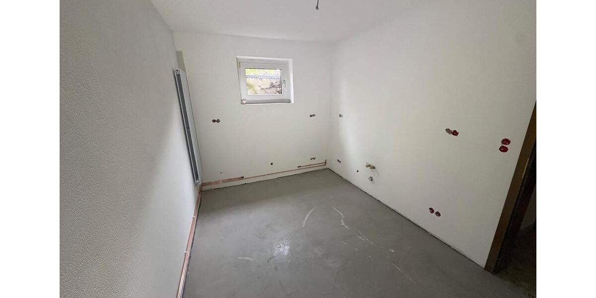 Etagenwohnung Dassel - 2 Zimmer, 100 m&sup2;, 760&euro; | Angebot:26008924